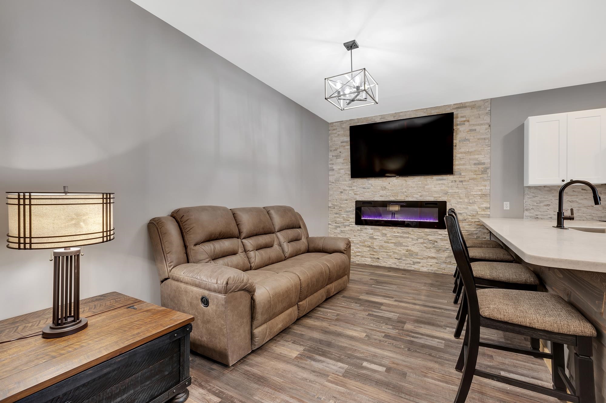 85 Main Street, Unit 101 Ludlow, VT 05149 - Photo 26 of 51