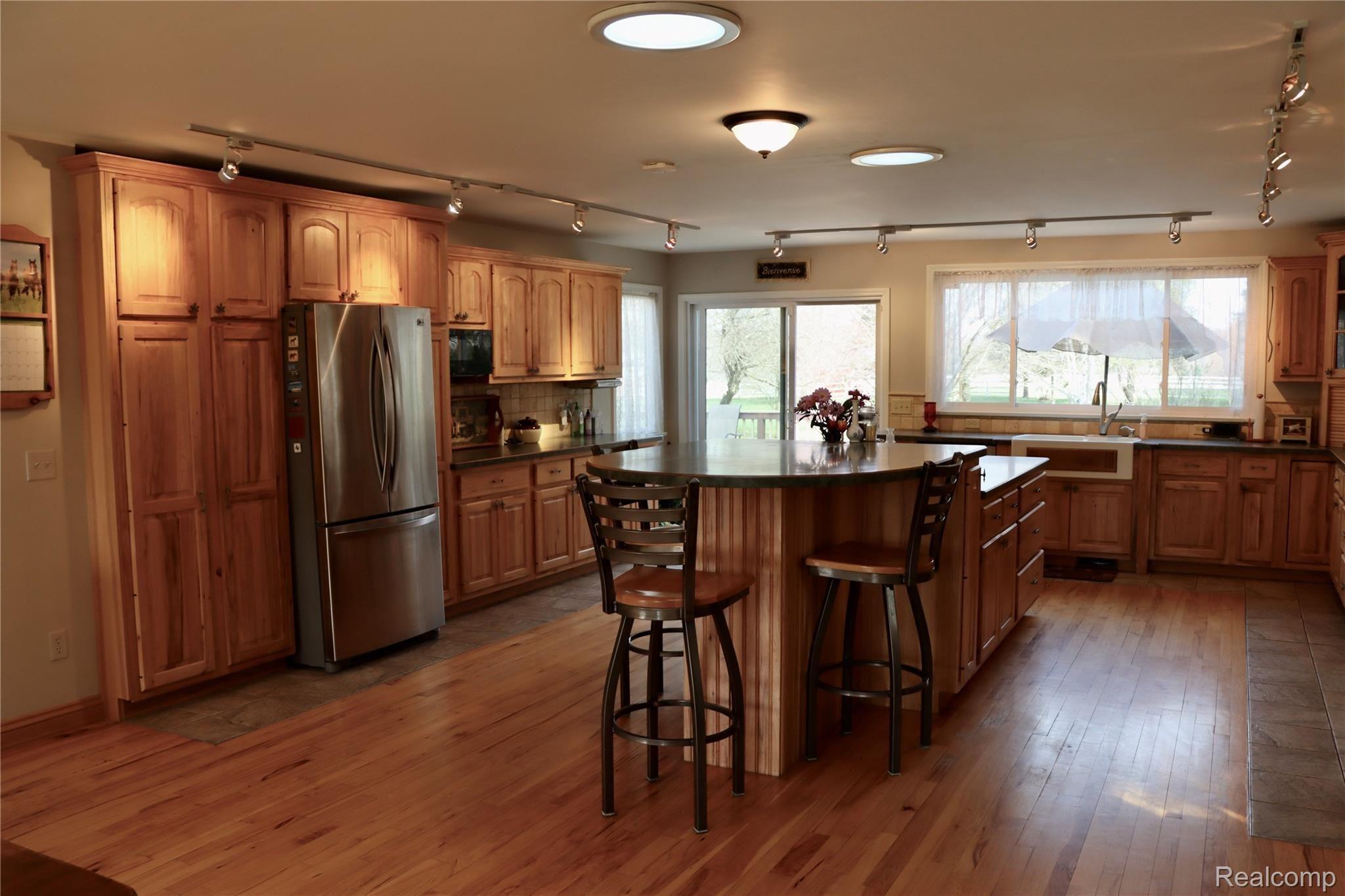 12439 Green Road Goodrich, MI 48438 - Photo 11 of 41 7CCCBAB1-551C-4819-B94E-C493E54323CB_1_201_a.jpeg
