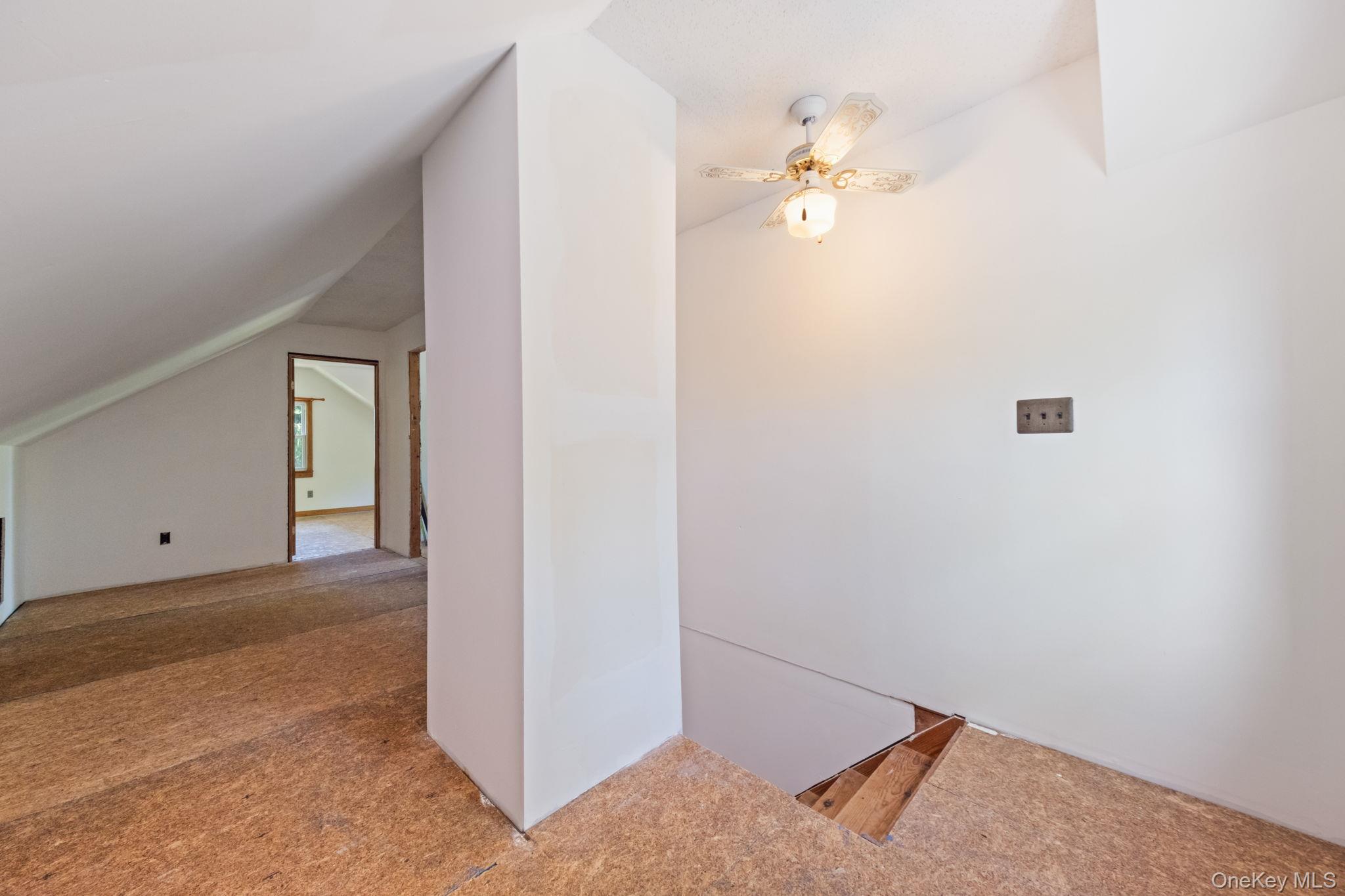 189 Lakeside Road Newburgh, NY 12550 - Photo 19 of 33