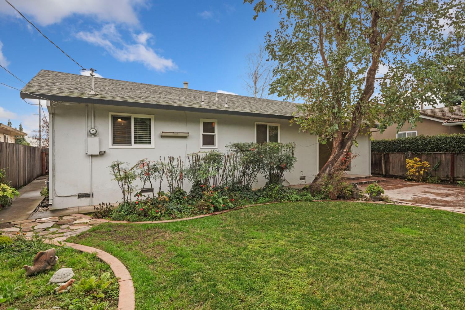 1007 Cardinal Street Lodi, CA 95240 - Photo 30 of 36