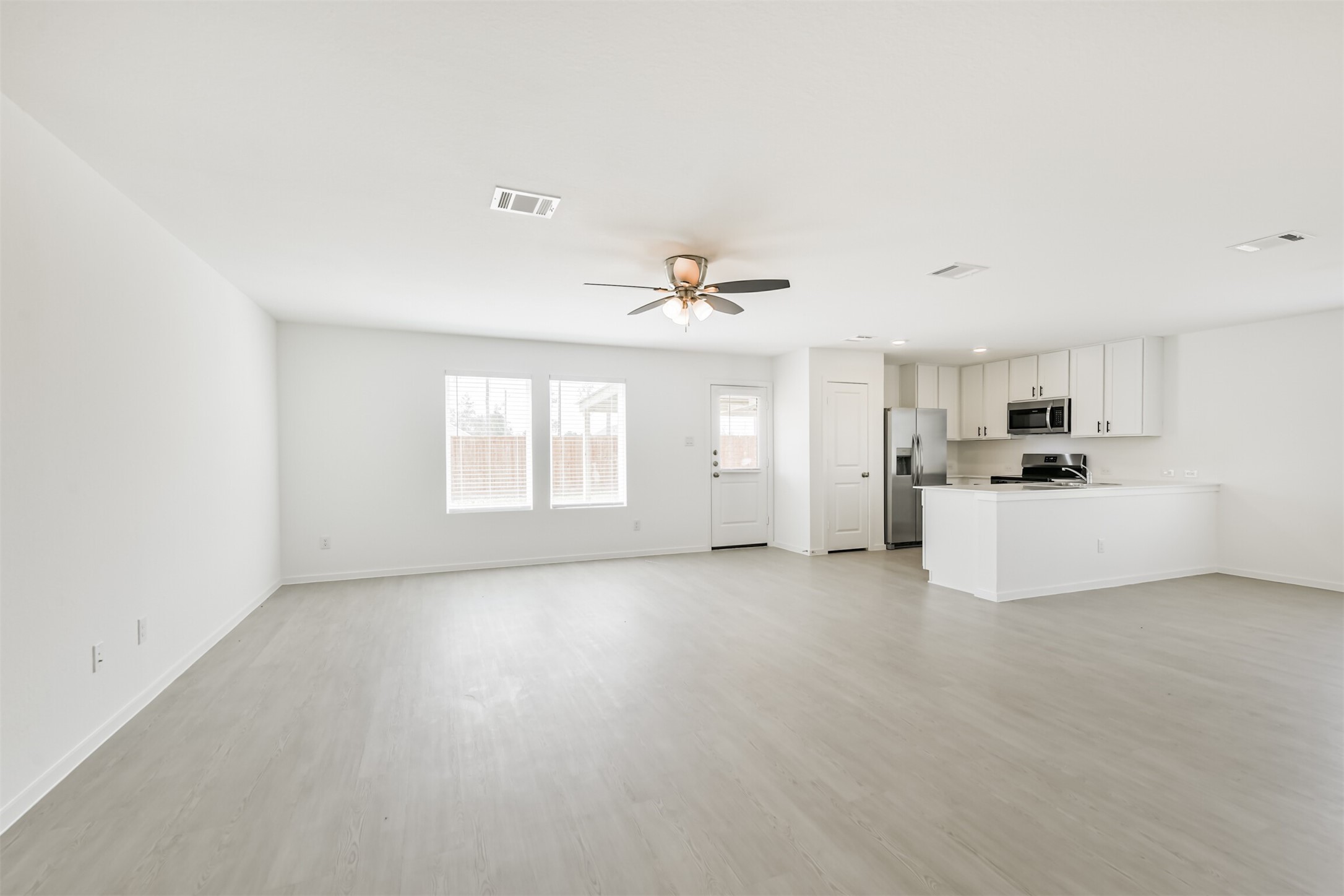 18736 Barrichello Drive Conroe, TX 77306 - Photo 10 of 26