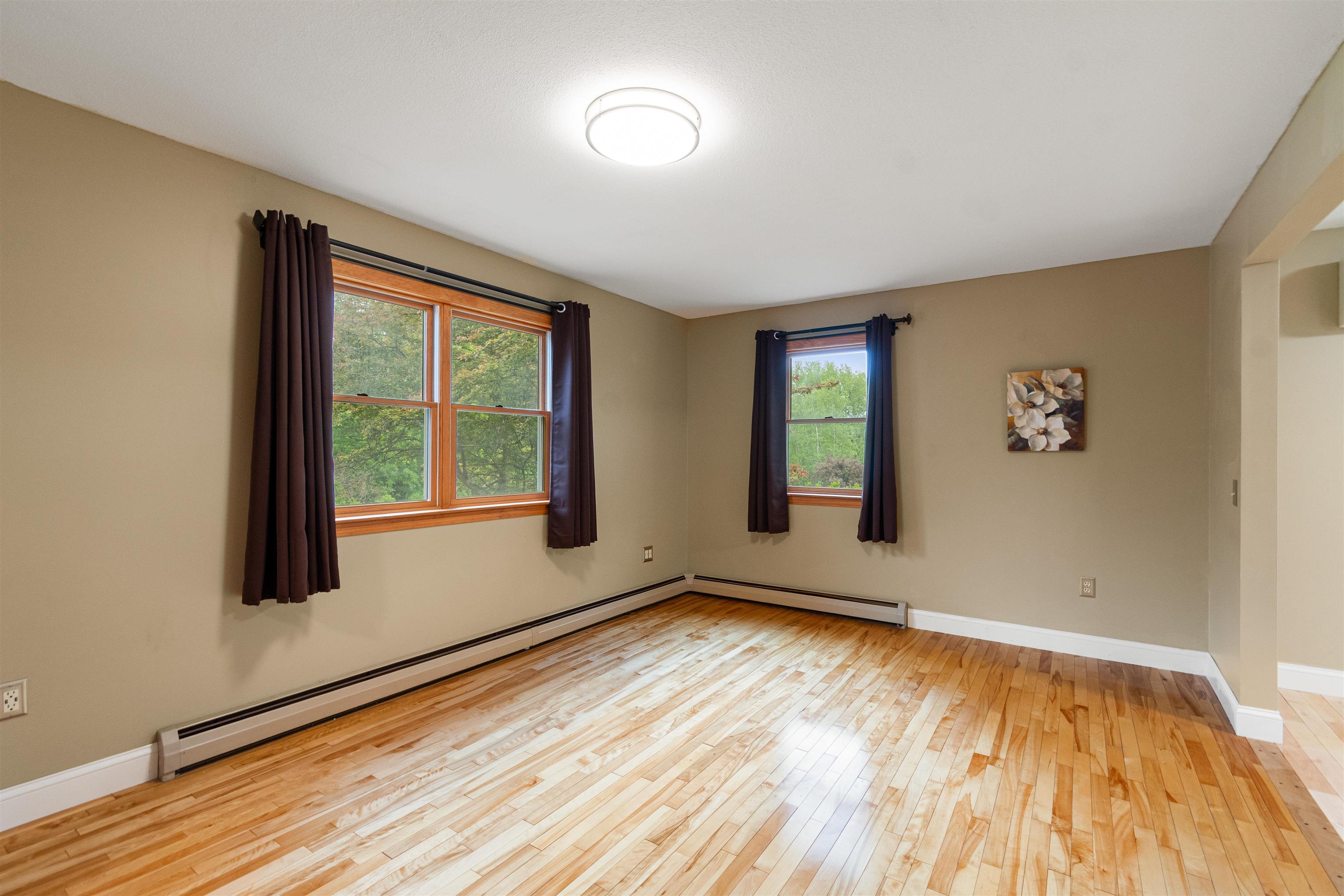 697 East Hill Road Richmond, VT 05477 - Photo 7 of 57
