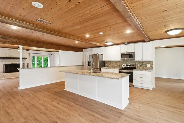 $2,500 | 21786 Rosemound Lane, Springfield, LA 70462