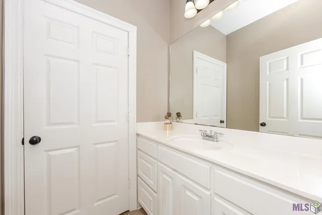 $249,900 | 13366 Autumn Run Drive, Walker, LA 70785