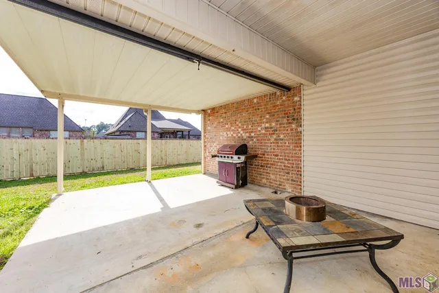 $249,900 | 13366 Autumn Run Drive, Walker, LA 70785