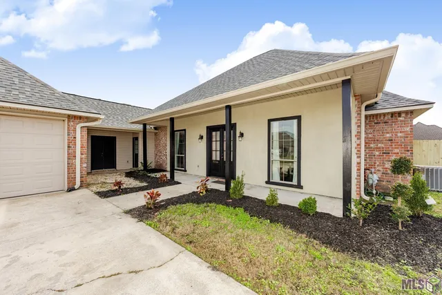 $244,900 | 13366 Autumn Run Drive, Walker, LA 70785