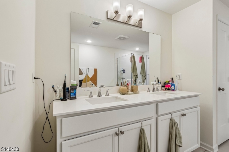222 Myrtle Road Warren, NJ 07059 - Photo 22 of 27