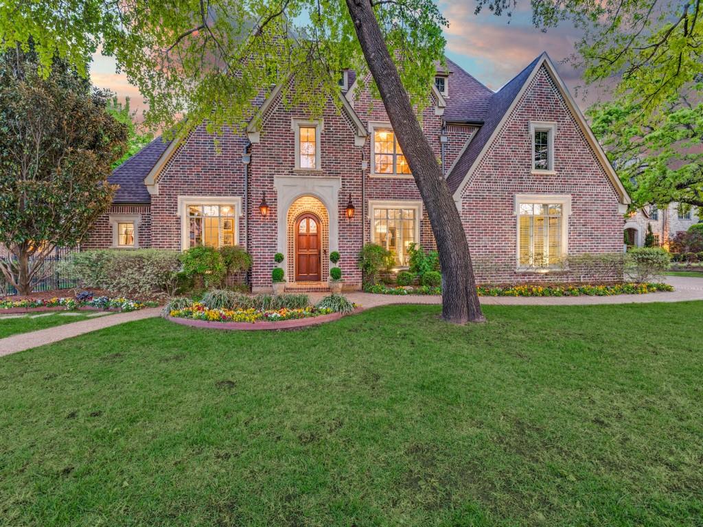 701 Regency Court Denton, TX 76210 - Photo 1 of 39