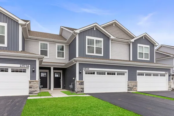 $3,100 | 25734 West Wakefield Drive, Plainfield, IL 60544
