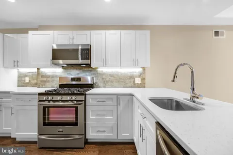 $699,000 | 1250 North 25th Street, Philadelphia, PA 19121