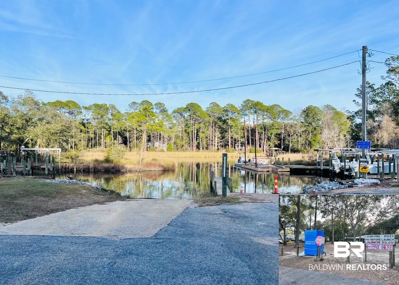 11327 County Road 26 Foley, AL 36535 - Photo 47 of 51 Less than 5 minutes away!