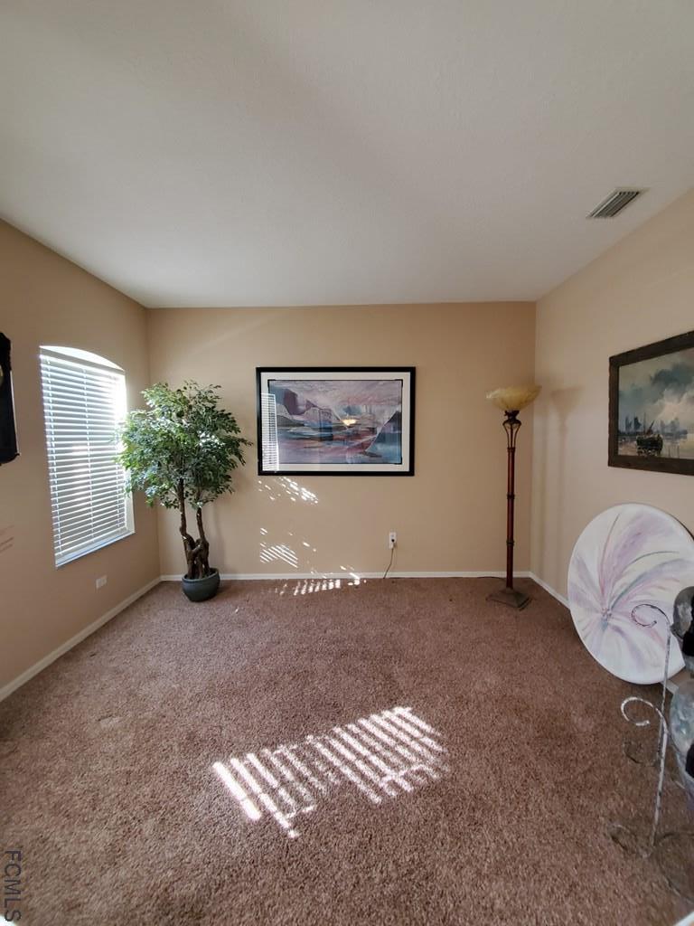 36 Riverside Lane Palm Coast, FL 32164 - Photo 5 of 32 Gallery Image 5