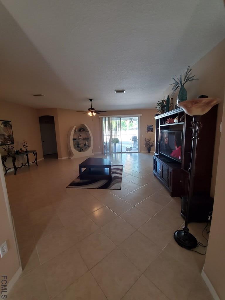 36 Riverside Lane Palm Coast, FL 32164 - Photo 8 of 32 Gallery Image 8