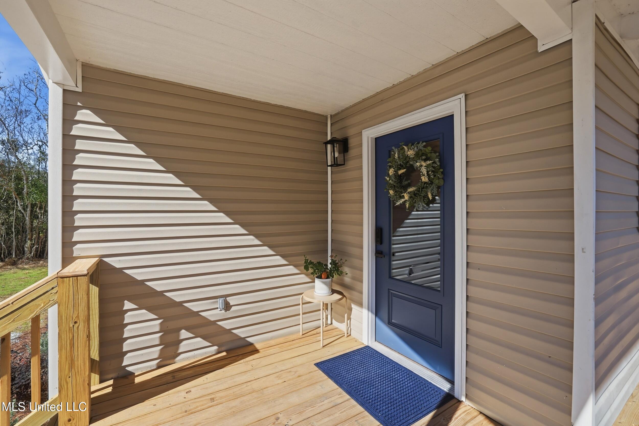 14822 Parker Road Biloxi, MS 39532 - Photo 3 of 45 8_r6__2149