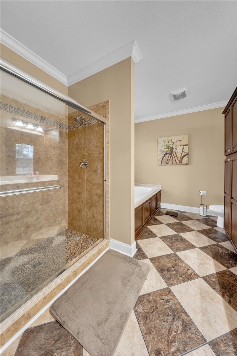 1798 Holly Grove Road Lewisburg, TN 37091 - Photo 24 of 55 a view of a bathroom with a shower