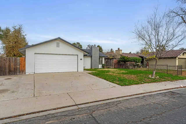 $399,995 | 3105 Trudi Way, Modesto, CA 95354