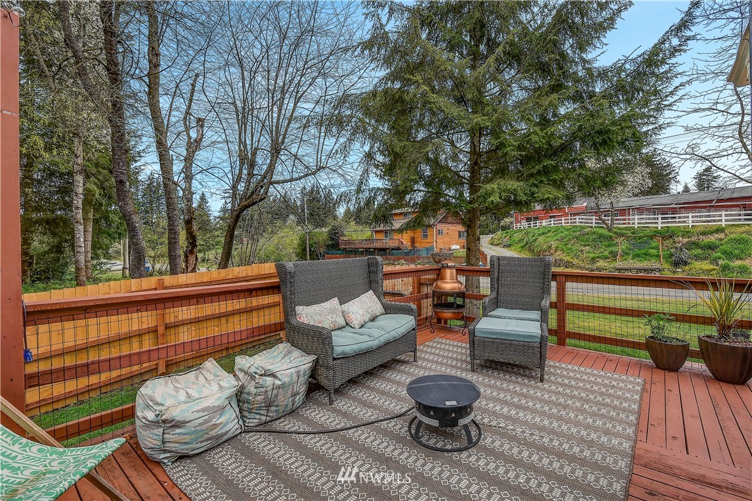 19025 Southeast Lake Youngs Road Renton, WA 98058 - Photo 24 of 33