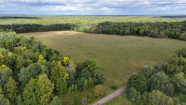 $139,900 | 31 Pomroy Twp Mn 56688, Wirt, MN 56688