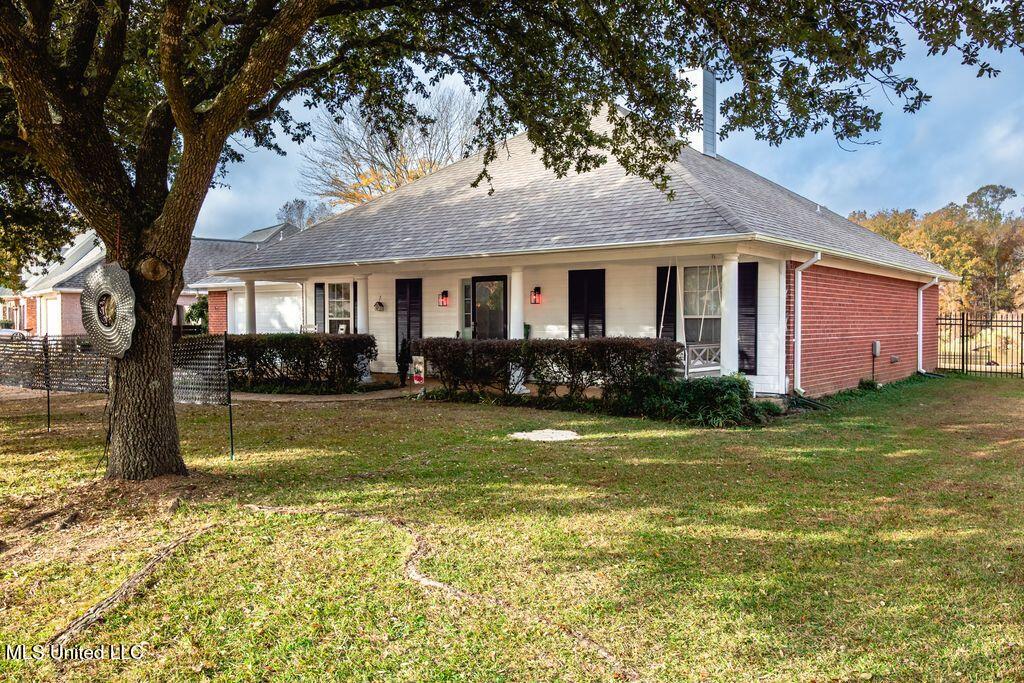 417 Westport Way Flowood, MS 39232 - Photo 1 of 33 IMG_0324