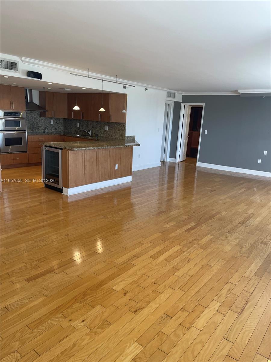 650 Ocean Drive, Unit 5A Key Biscayne, FL 33149 - Photo 2 of 12