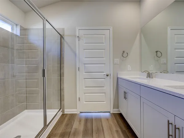 $2,195 | 100 Greenspire Lane, Hutto, TX 78634