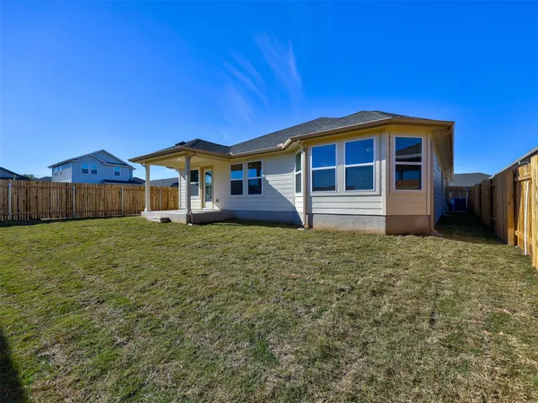 $2,195 | 100 Greenspire Lane, Hutto, TX 78634