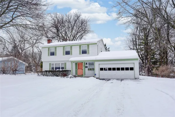 $324,900 | 105 Winterset Drive, Penfield, NY 14625