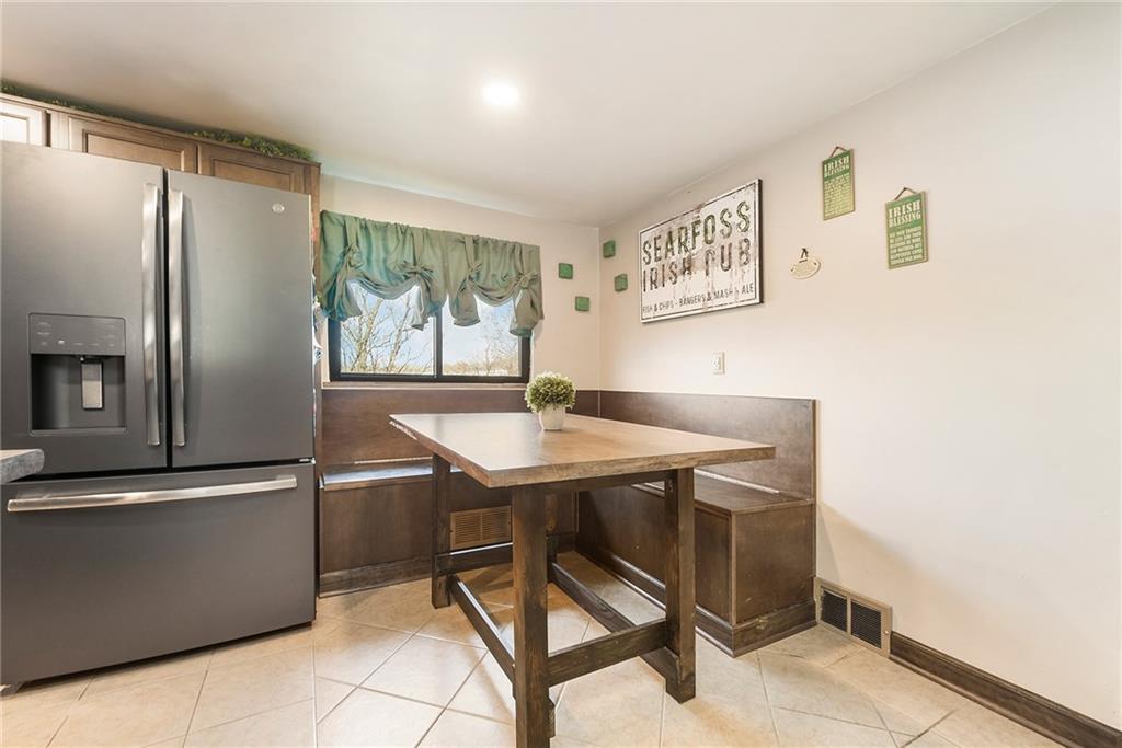 10 Bellview Drive McKees Rocks, PA 15136 - Photo 7 of 25 a view of a workspace with furniture