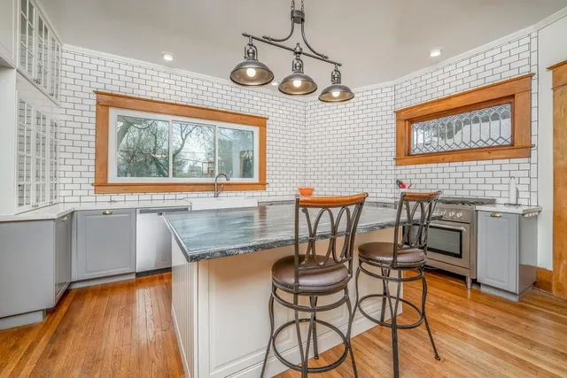 $230,000 | 712 East 11th Avenue, Winfield, KS 67156