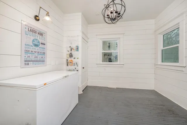 $230,000 | 712 East 11th Avenue, Winfield, KS 67156