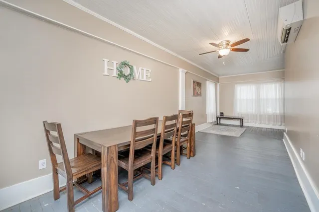 $230,000 | 712 East 11th Avenue, Winfield, KS 67156