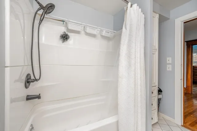 $230,000 | 712 East 11th Avenue, Winfield, KS 67156