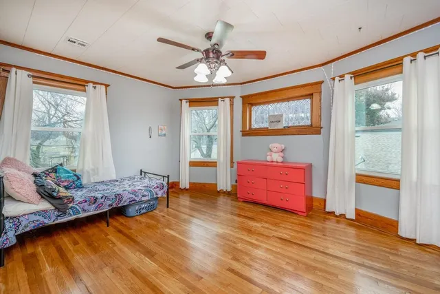 $230,000 | 712 East 11th Avenue, Winfield, KS 67156