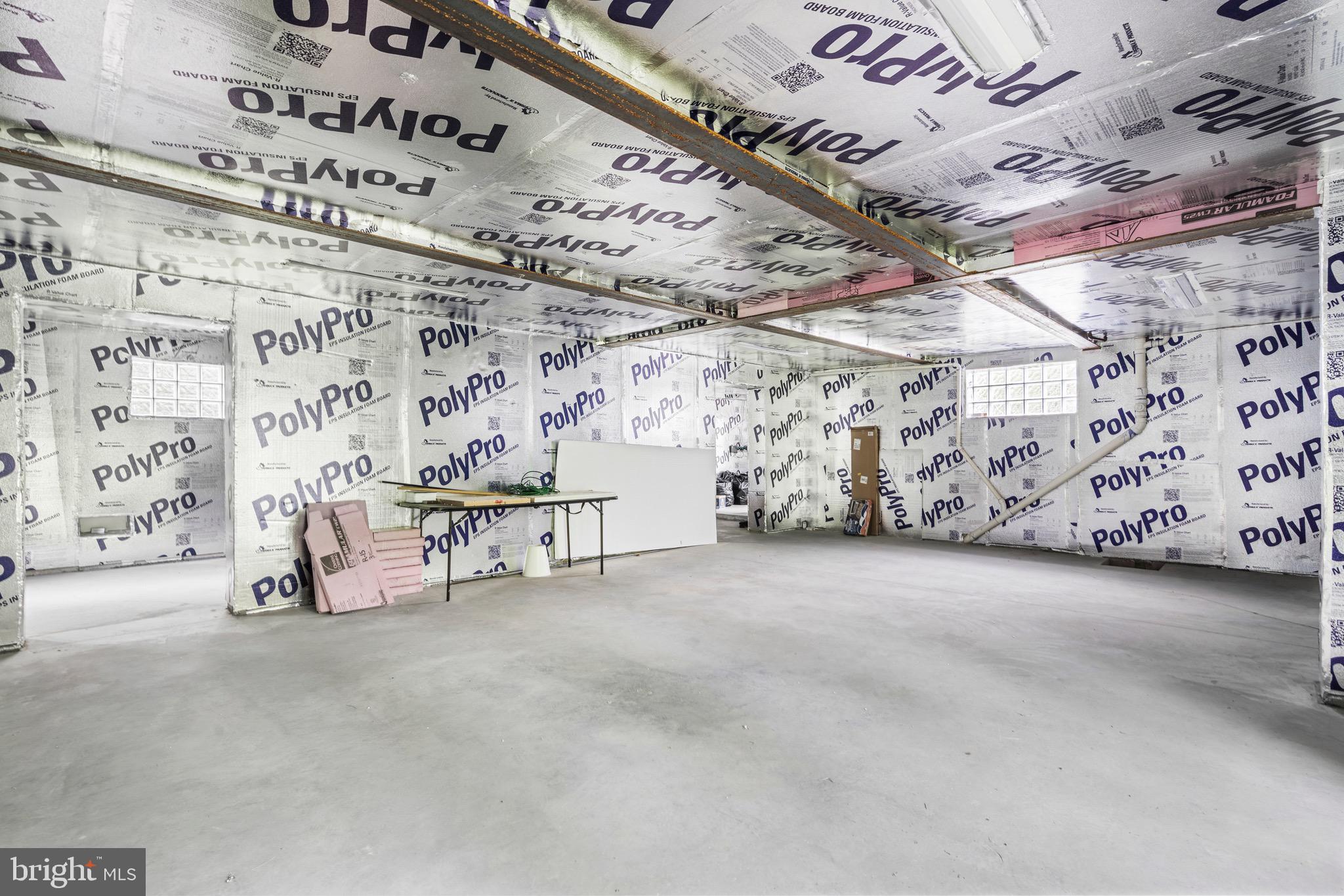 6 Kates Tract Mount Holly, NJ 08060 - Photo 31 of 36 a view of a garage