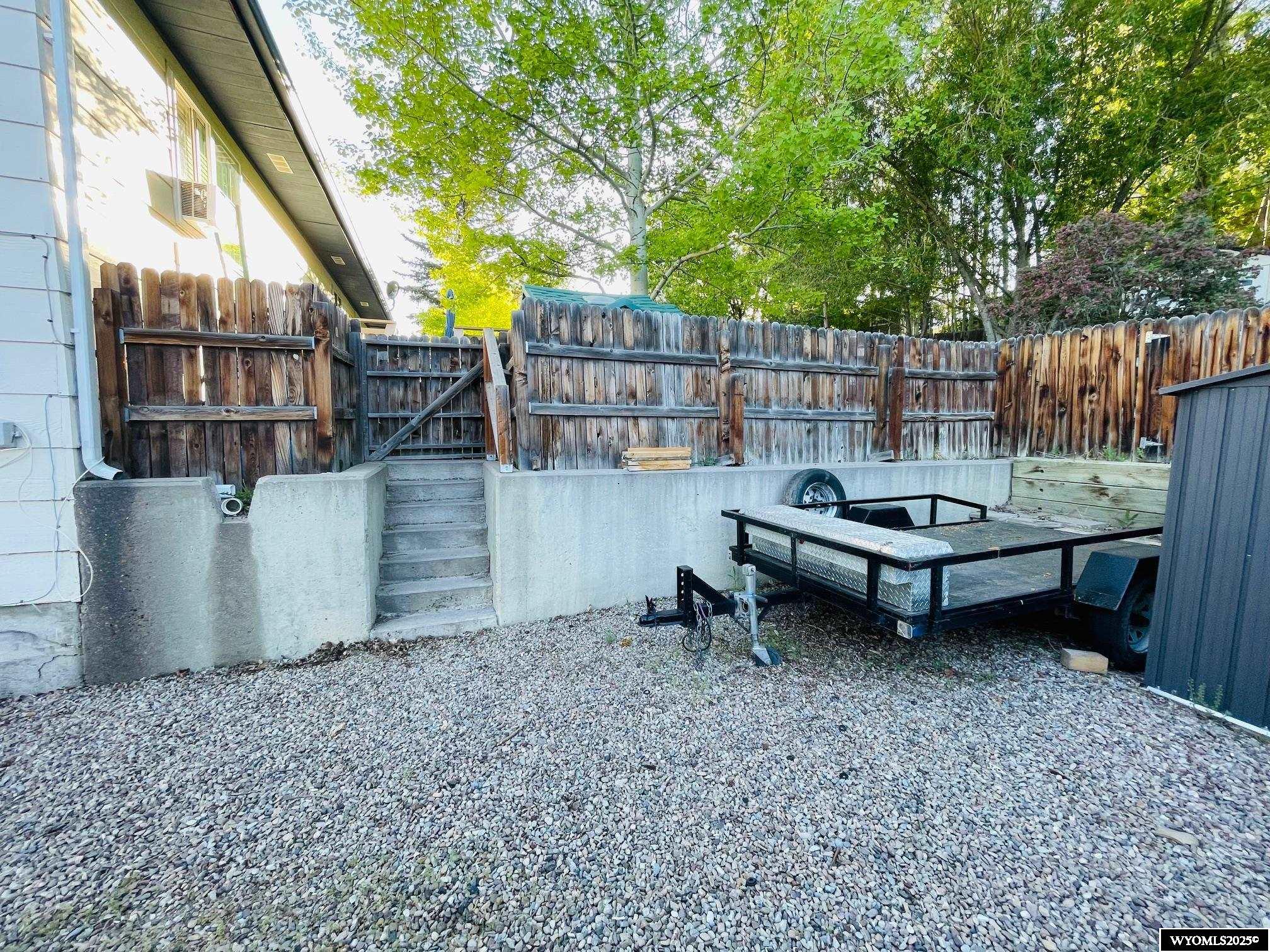 1907 Del Rio Drive Kemmerer, WY 83101 - Photo 4 of 46