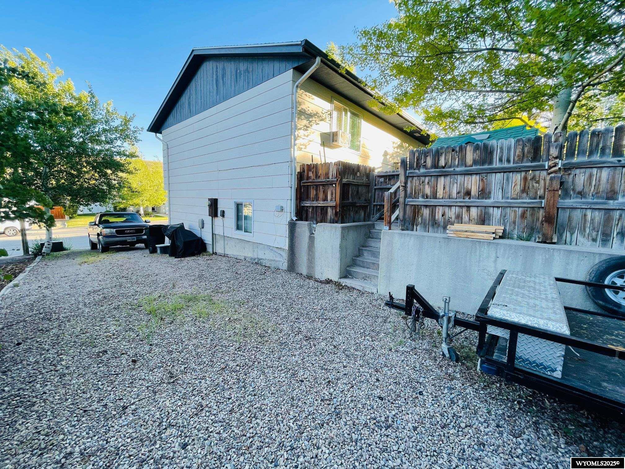 1907 Del Rio Drive Kemmerer, WY 83101 - Photo 5 of 46