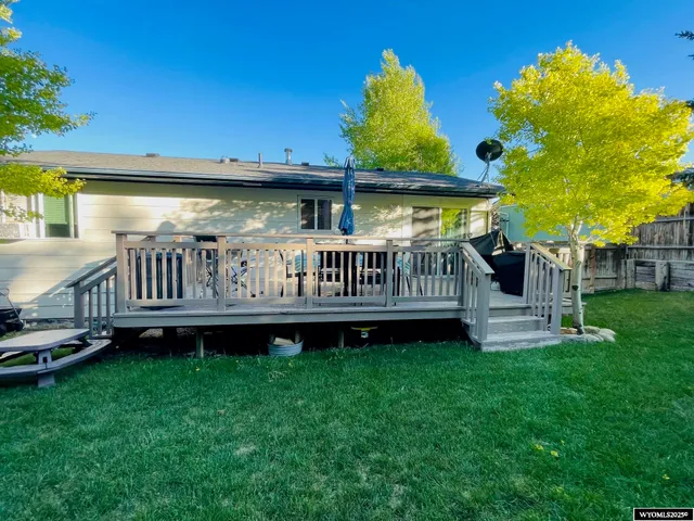 $304,000 | 1907 Del Rio Drive, Kemmerer, WY 83101