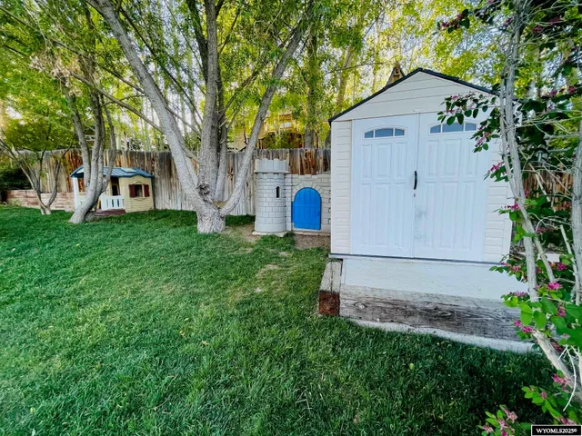 $304,000 | 1907 Del Rio Drive, Kemmerer, WY 83101