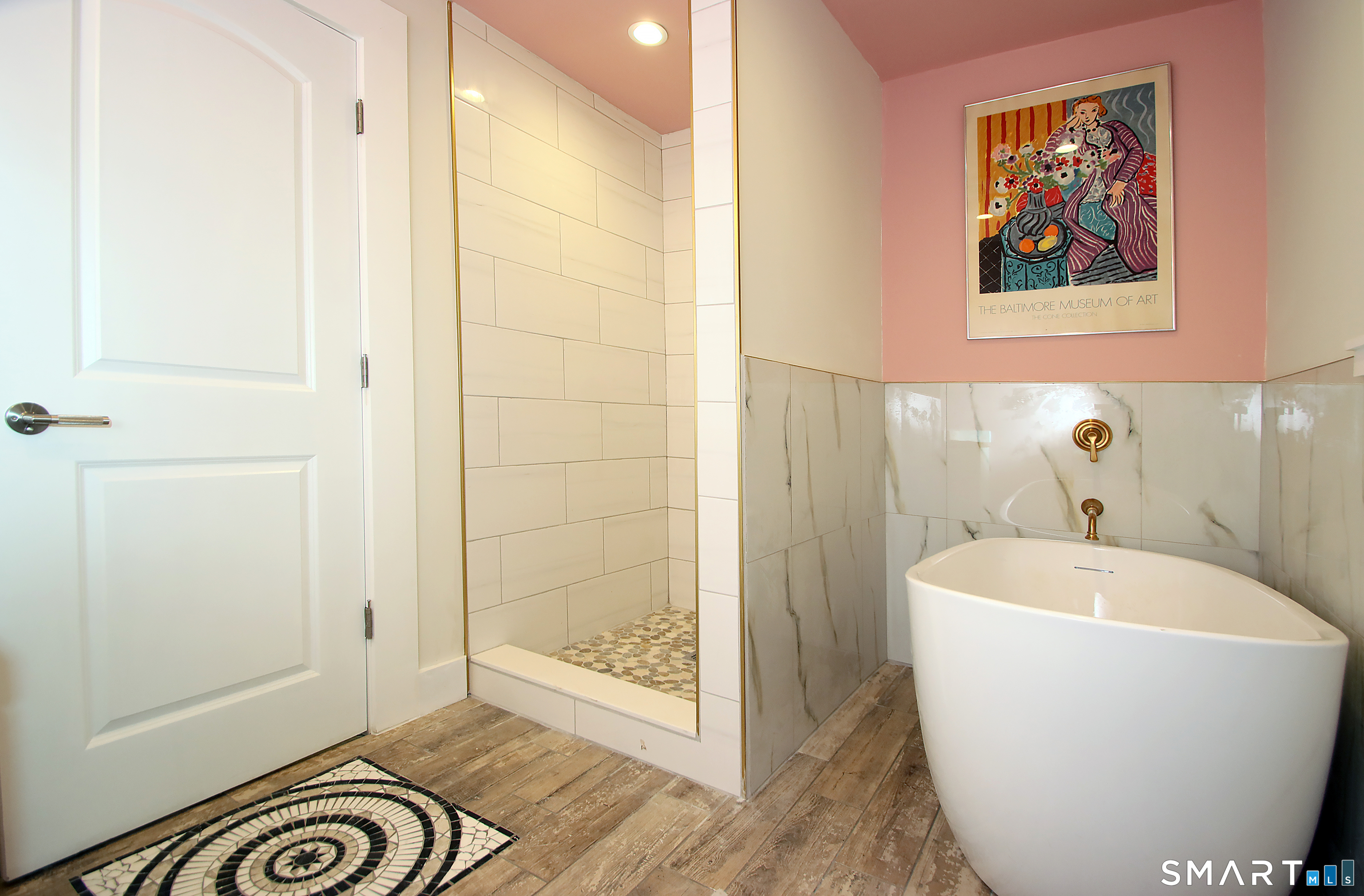 93 Overlook Road Meriden, CT 06450 - Photo 12 of 33 a bathroom with a bathtub and shower