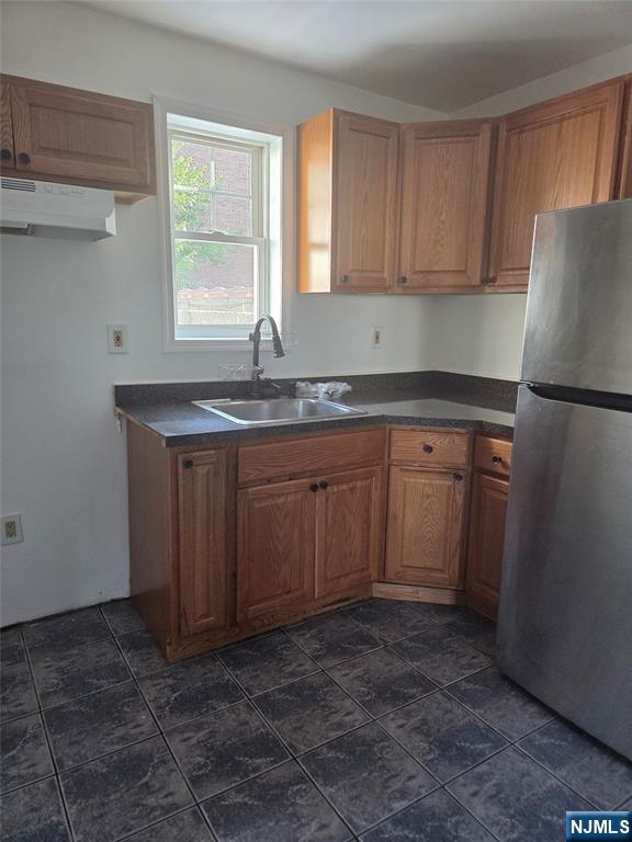 16 Glen Road Rutherford, NJ 07070 - Photo 2 of 9