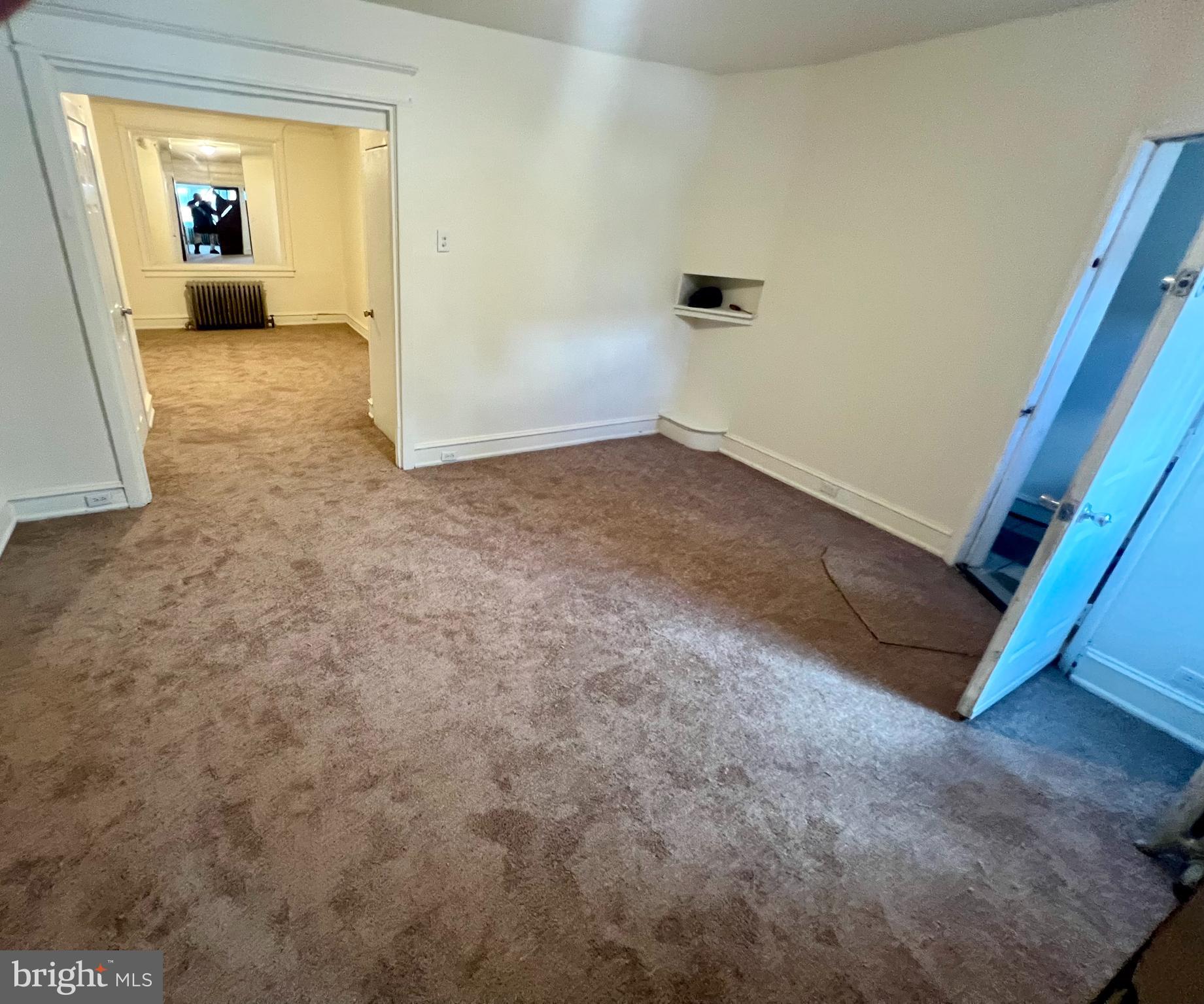 27 Sunshine Road, Unit 1 Upper Darby, PA 19082 - Photo 2 of 13