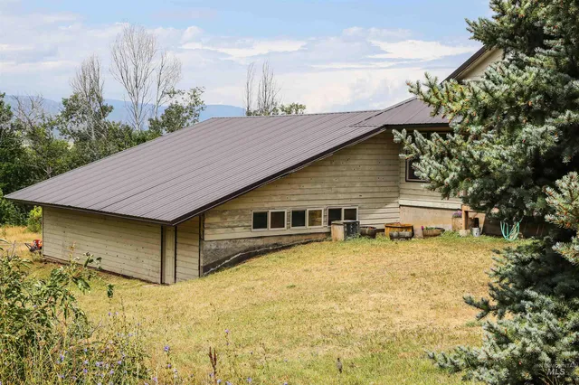 $740,000 | 2060 Missman Road, Council, ID 83612