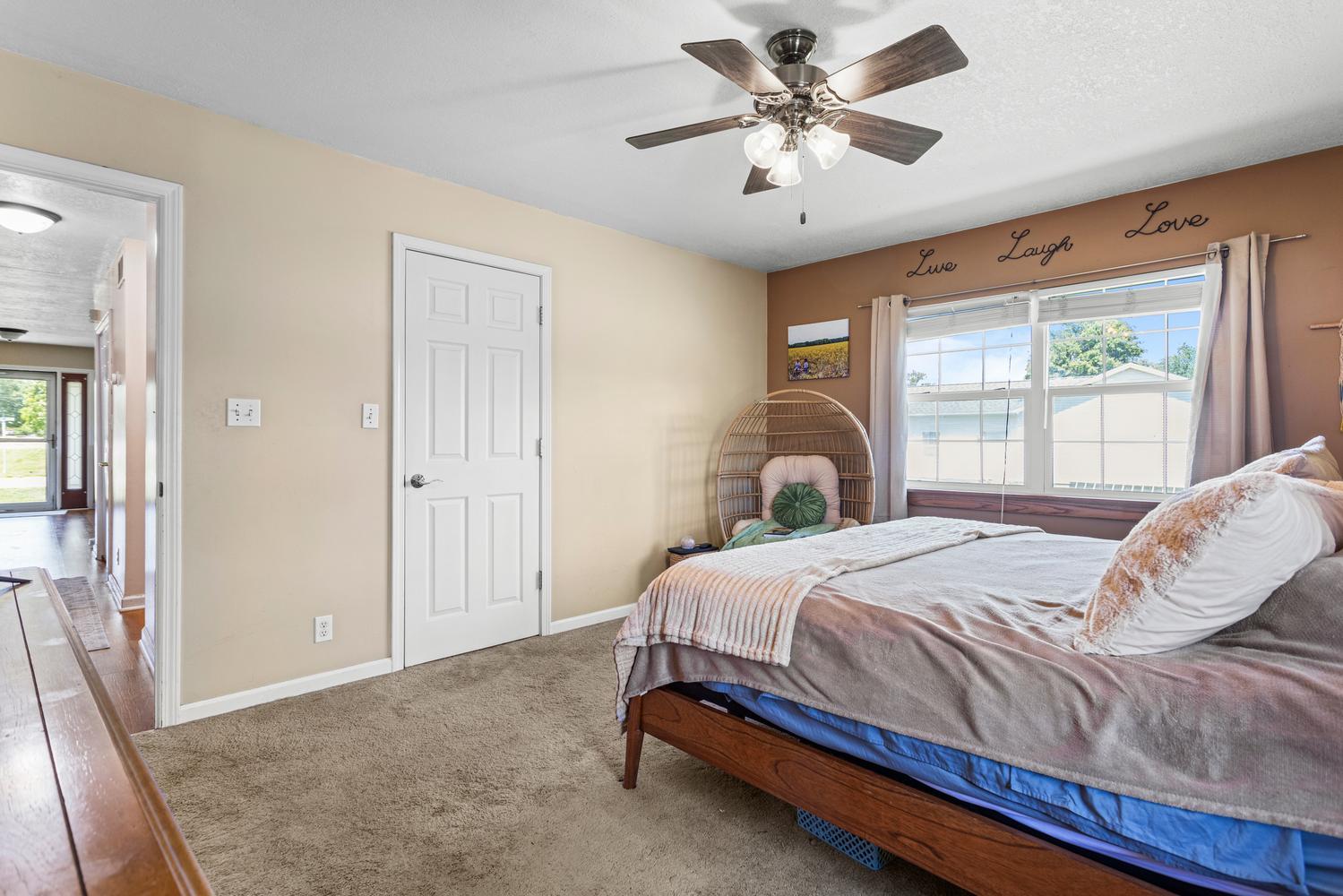 309 South High Street Fairmount, IL 61841 - Photo 18 of 27