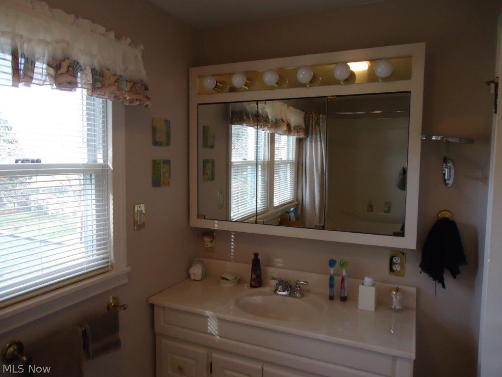 6217 East State Road Newcomerstown, OH 43832 - Photo 14 of 24 Gallery Image 14