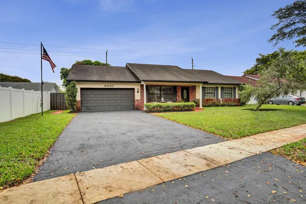 $669,900 | 8650 Southwest 51st Street, Cooper City, FL 33328