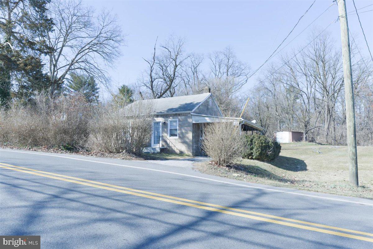 1042 Security Road Hagerstown, MD 21742 - Photo 2 of 30 Gallery Image 2