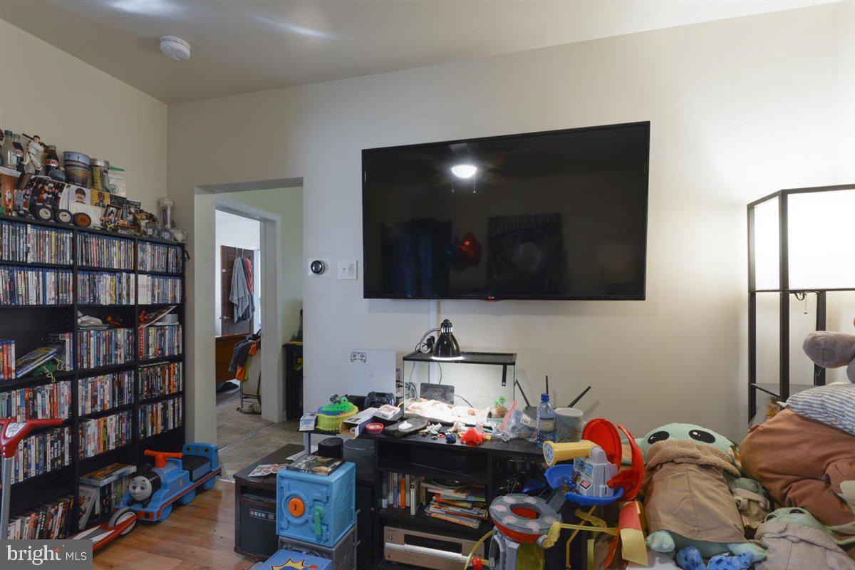 1042 Security Road Hagerstown, MD 21742 - Photo 11 of 30 Gallery Image 11