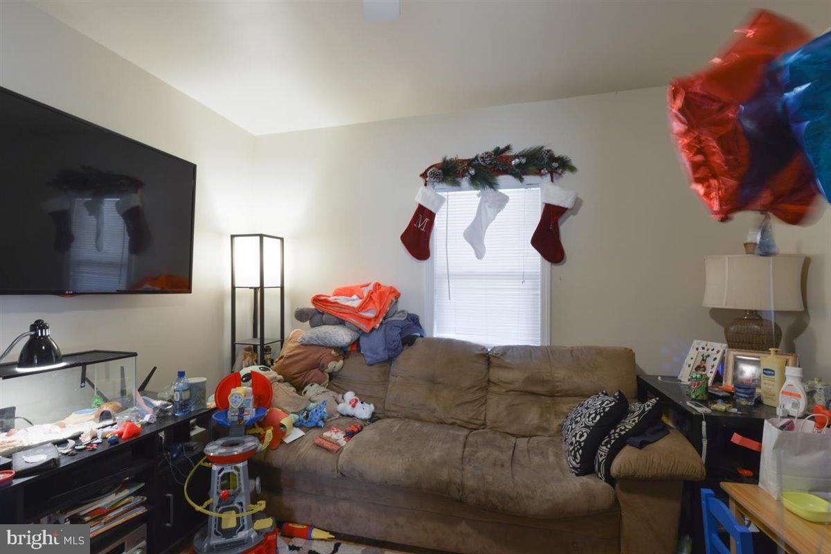 1042 Security Road Hagerstown, MD 21742 - Photo 12 of 30 Gallery Image 12