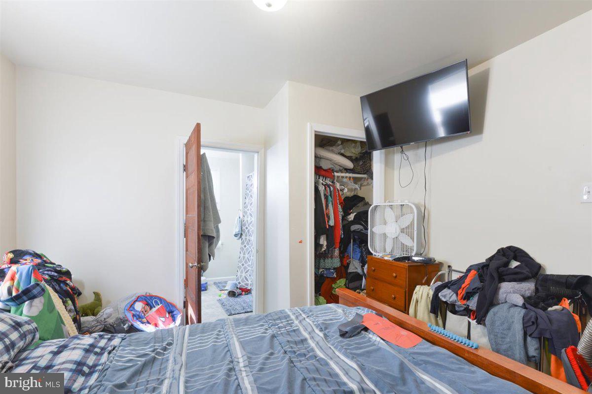 1042 Security Road Hagerstown, MD 21742 - Photo 28 of 30 Bedroom 2