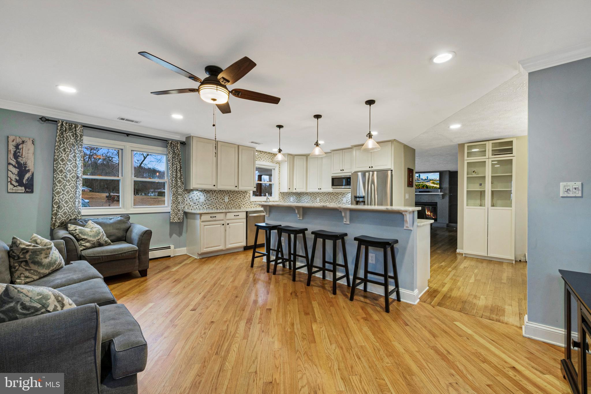 3419 Hazelwood Road Edgewater, MD 21037 - Photo 8 of 34 Gallery Image 8
